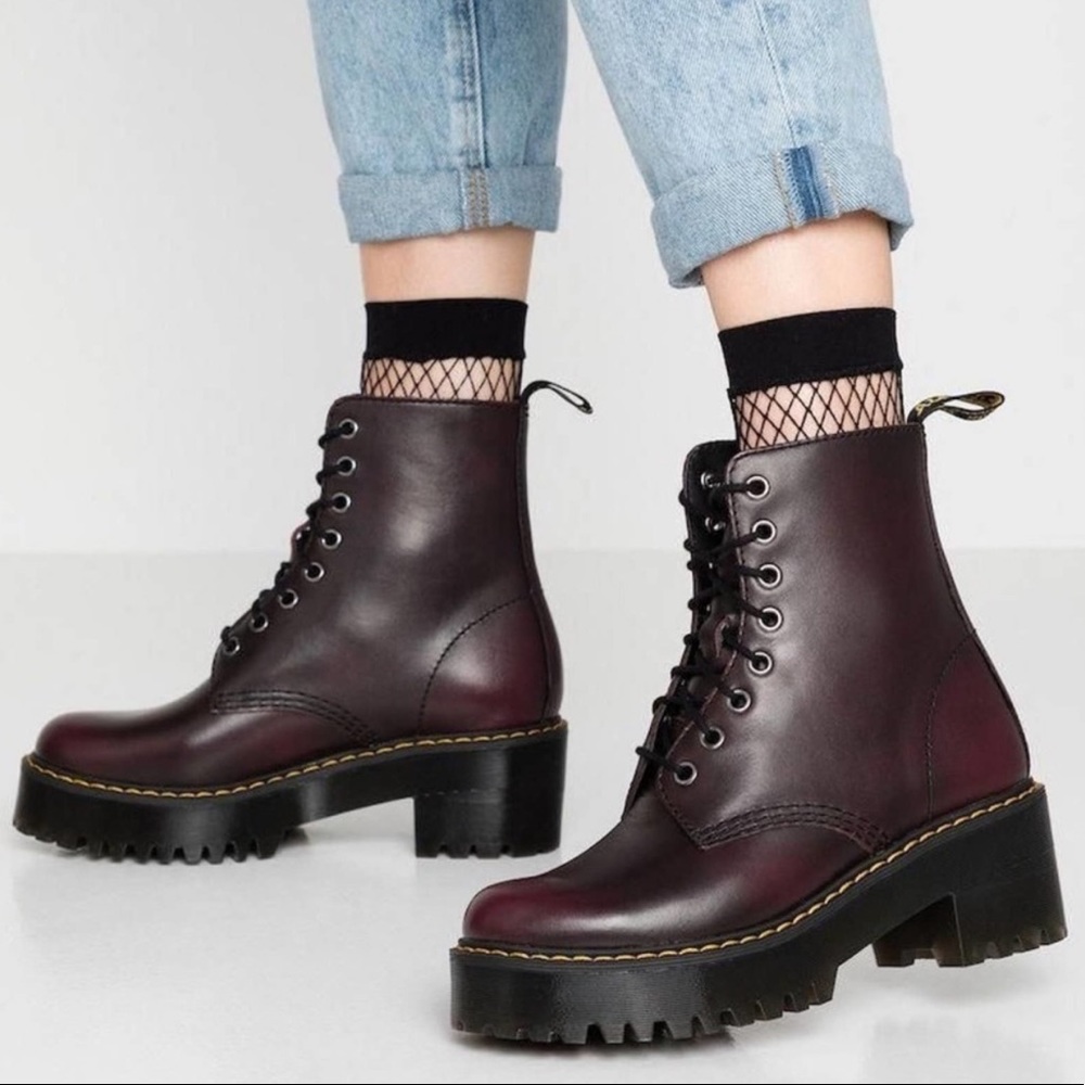 Dr. Martens Shriver Hi Burgundy Combat Lace Up Platform Boots | US Size 6